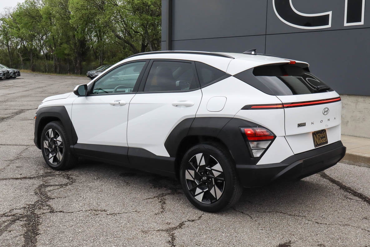 2025 Hyundai Kona SEL FWD