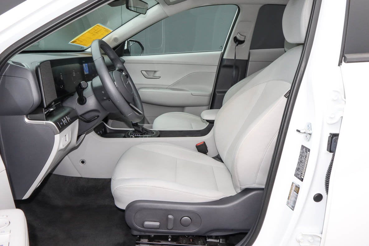 2025 Hyundai Kona SEL FWD