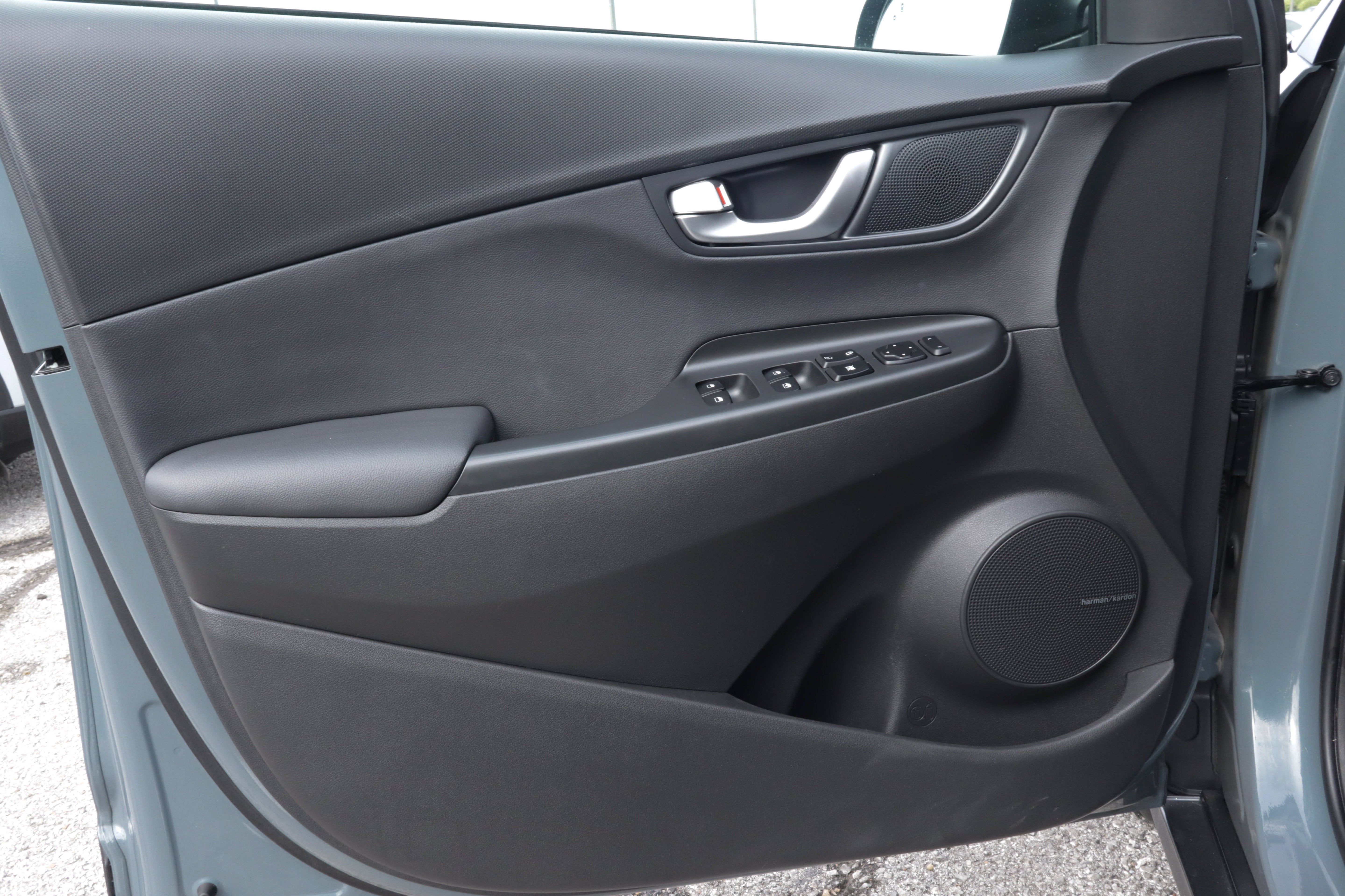2022 Hyundai Kona Limited DCT FWD