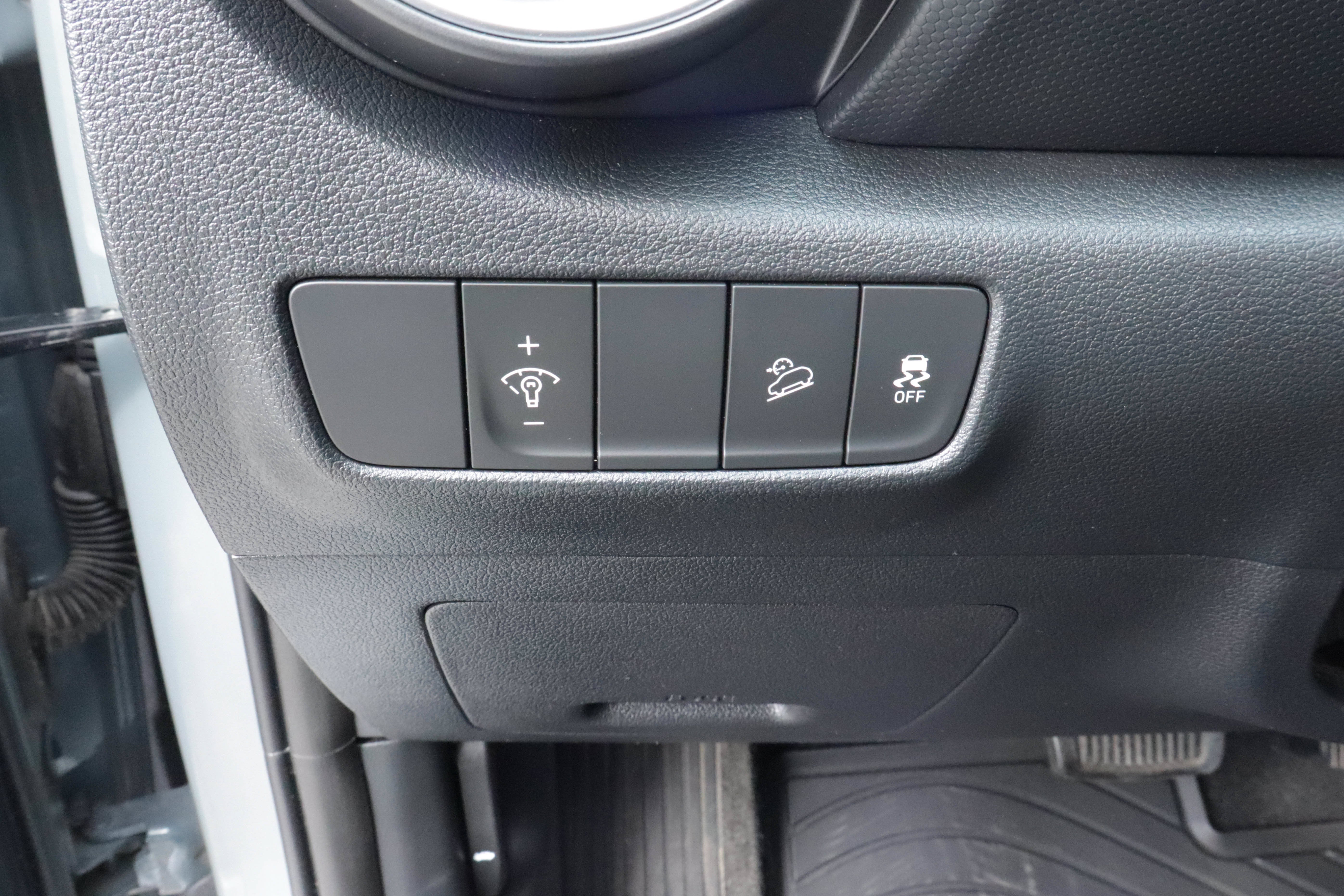 2022 Hyundai Kona Limited DCT FWD