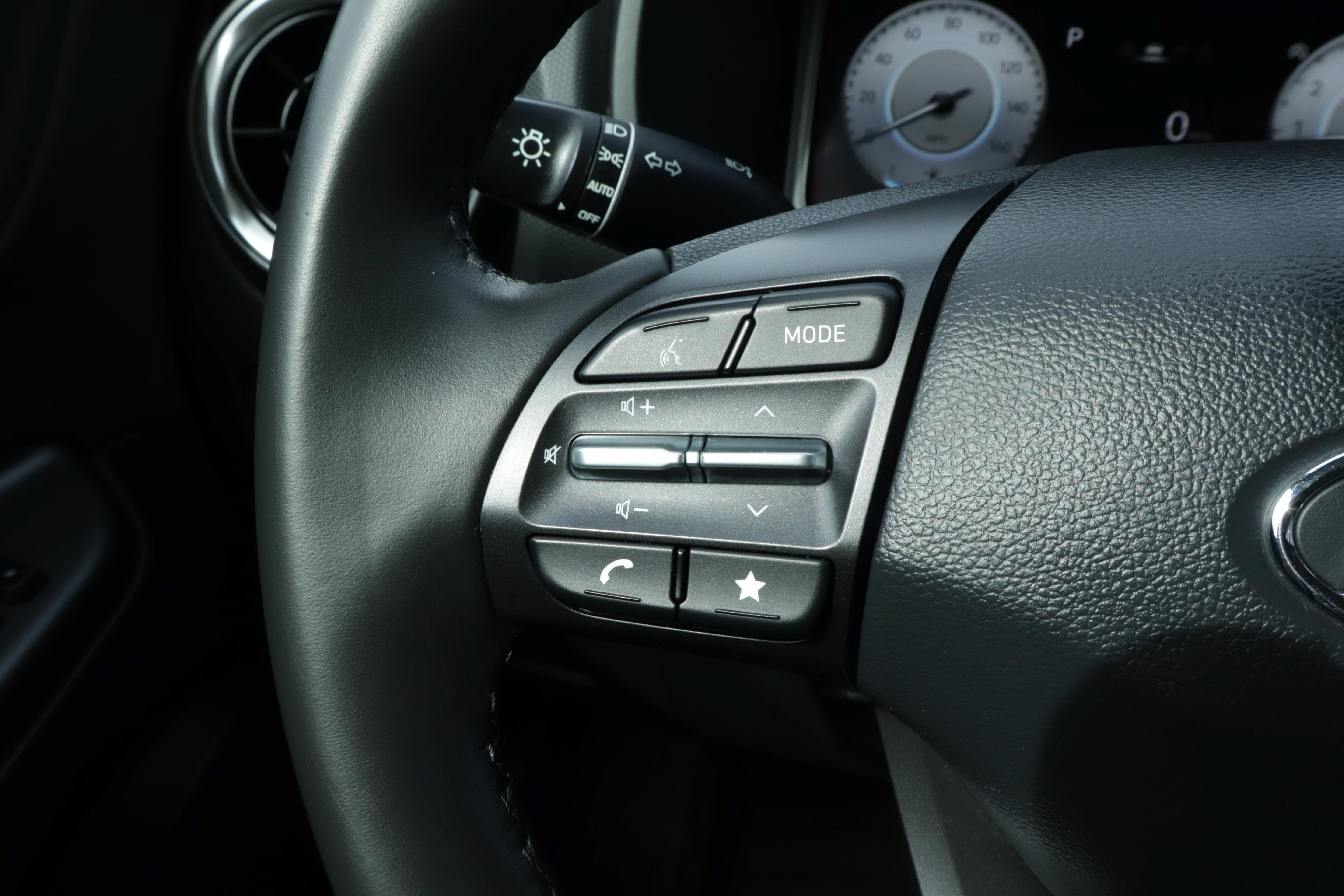 2022 Hyundai Kona Limited DCT FWD