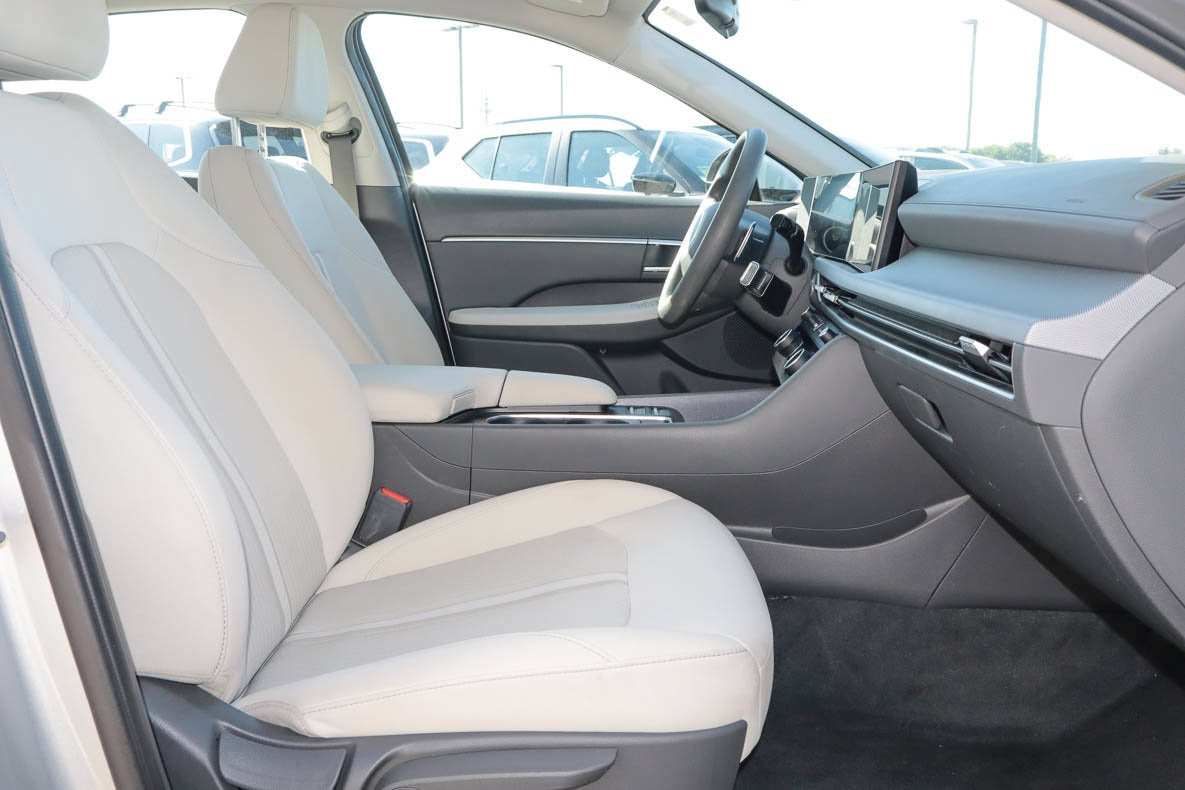 2025 Hyundai Sonata SEL FWD