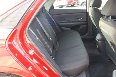 2024 Hyundai Elantra SEL IVT