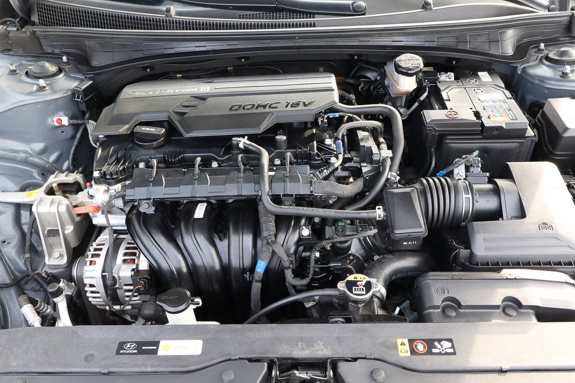 2024 Hyundai Elantra SEL IVT