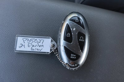 2024 Hyundai Elantra SEL IVT