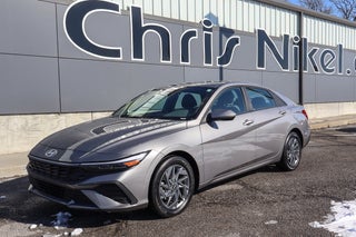 2024 Hyundai Elantra SEL IVT