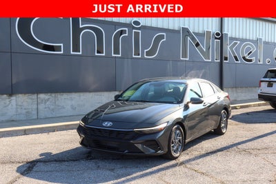 2024 Hyundai Elantra SEL IVT