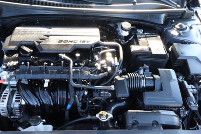 2024 Hyundai Elantra SEL IVT