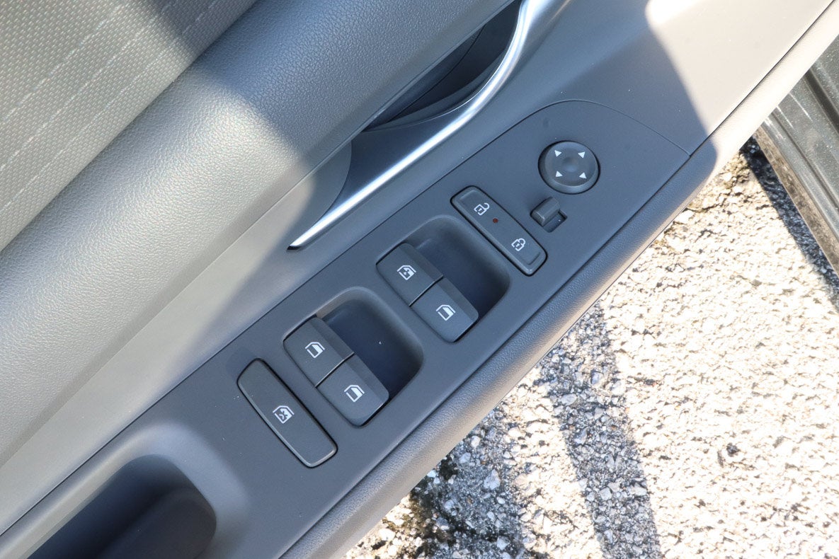 2024 Hyundai Elantra SEL IVT