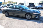 2024 Hyundai Elantra SEL IVT