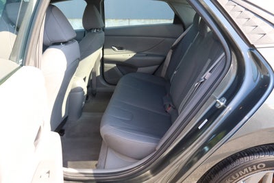 2024 Hyundai Elantra SEL IVT