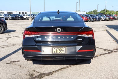 2024 Hyundai Elantra Limited IVT