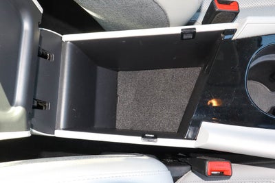 2024 Hyundai Elantra Limited IVT