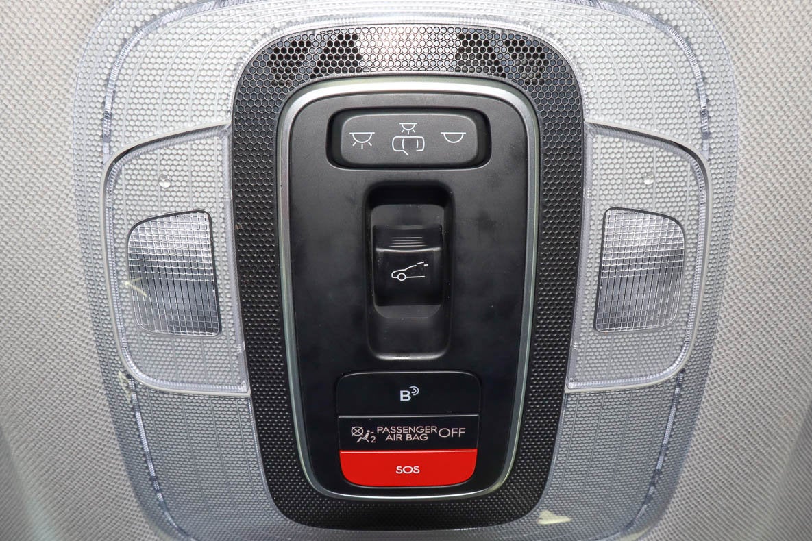 2024 Hyundai Elantra Limited IVT