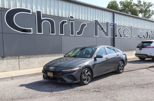 2024 Hyundai Elantra Limited IVT