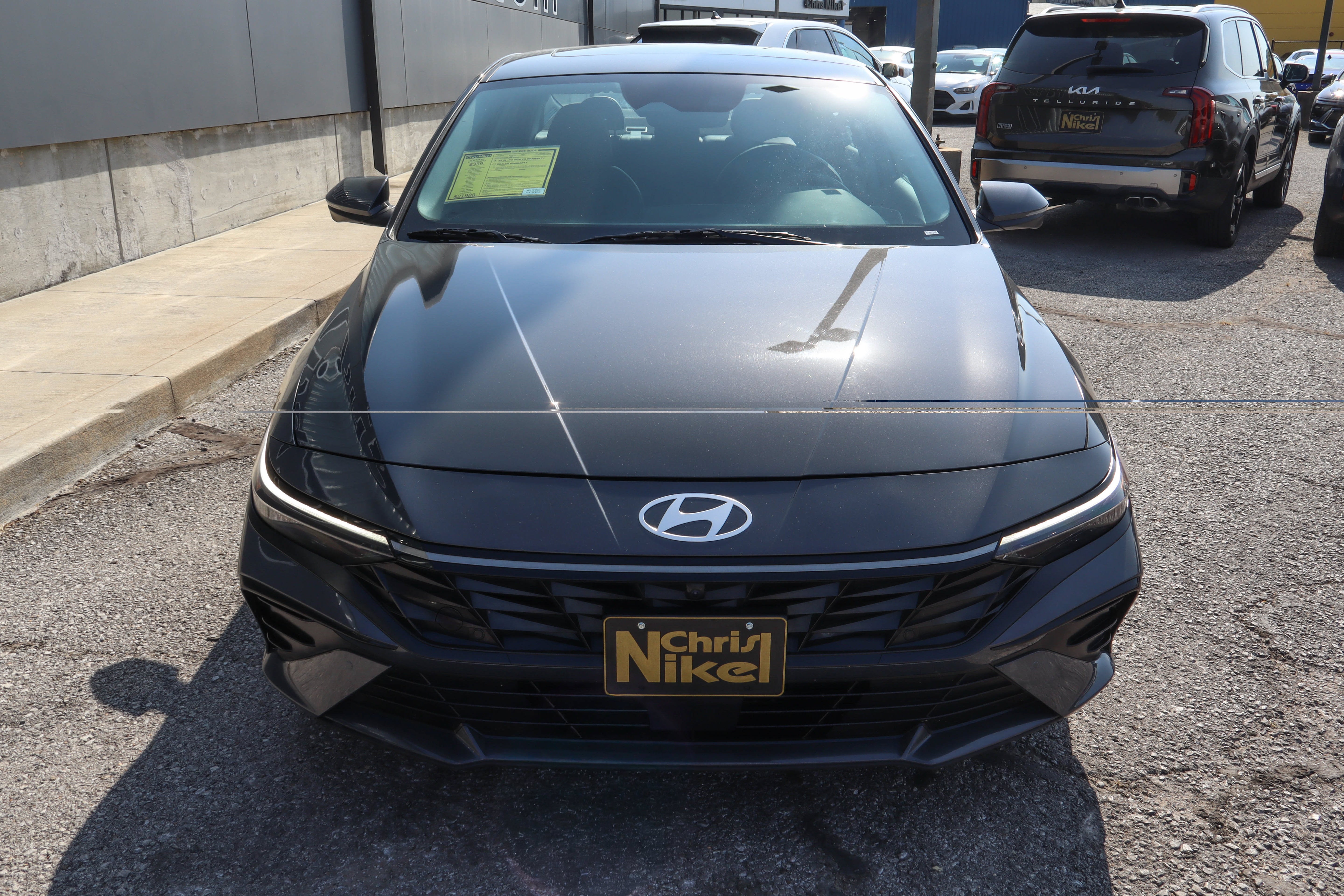 2024 Hyundai Elantra Limited IVT