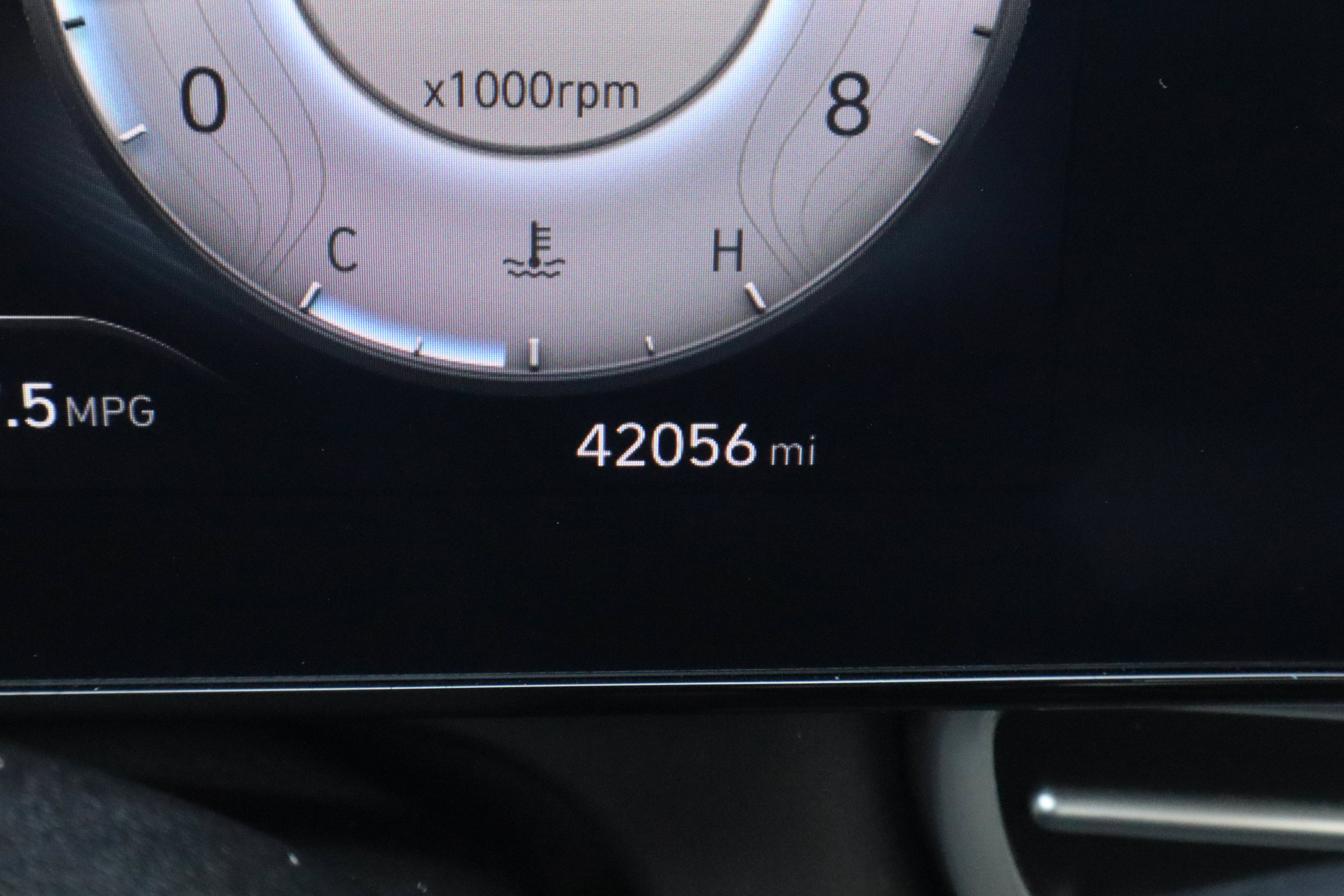 2024 Hyundai Elantra Limited IVT