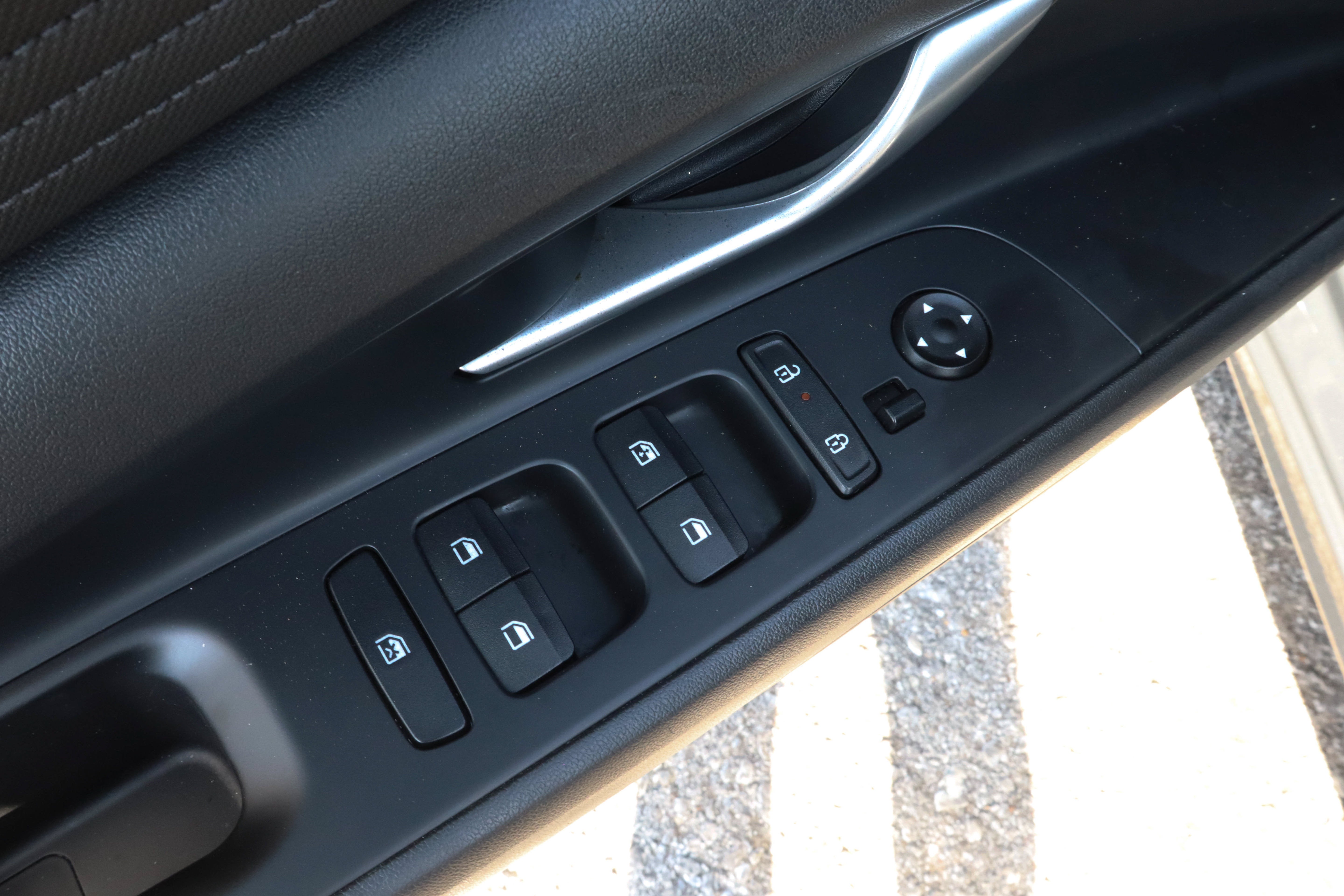 2024 Hyundai Elantra Limited IVT