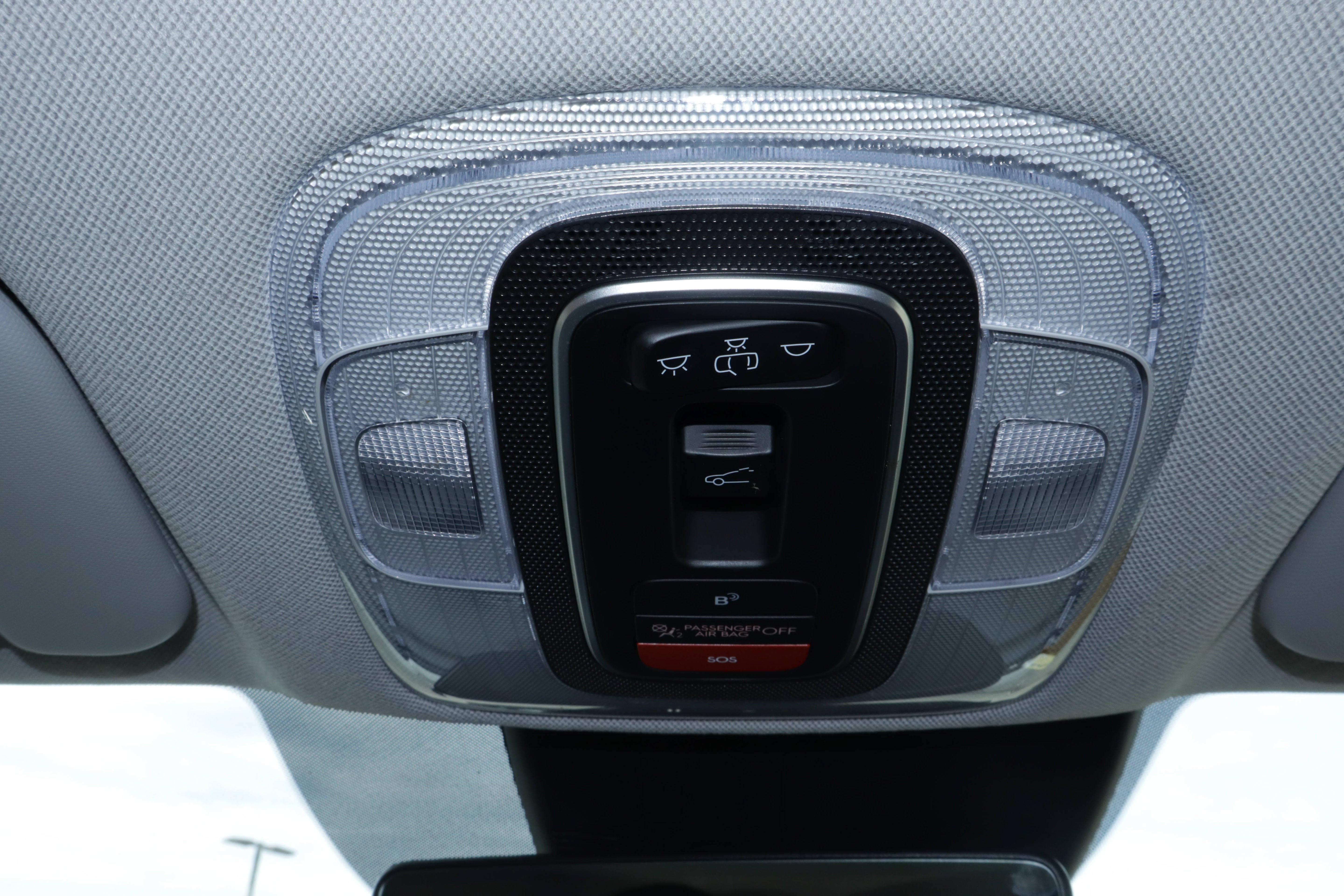 2024 Hyundai Elantra Limited IVT
