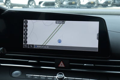 2024 Hyundai Elantra Limited IVT