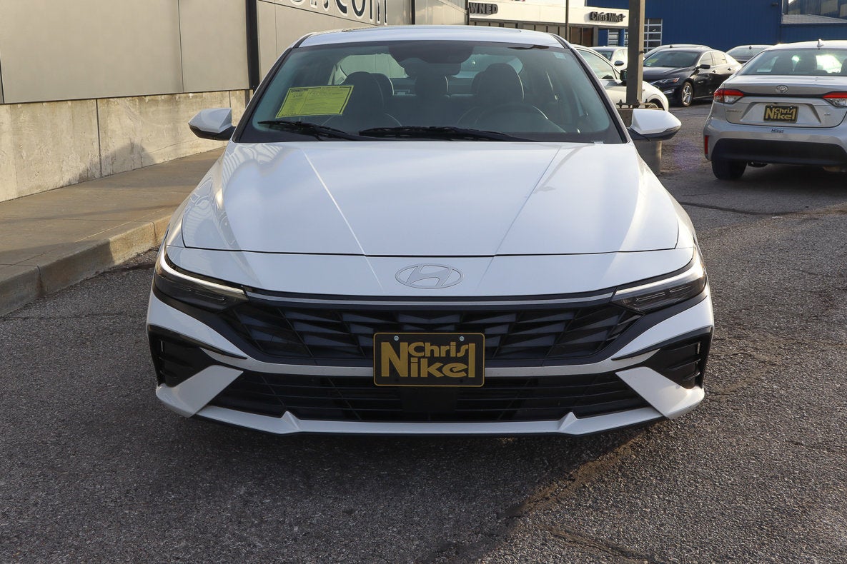 2025 Hyundai Elantra Limited