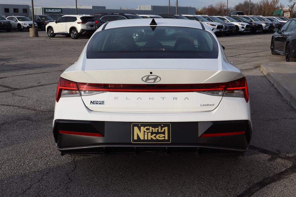 2025 Hyundai Elantra Limited