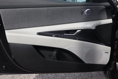 2024 Hyundai Elantra Limited IVT