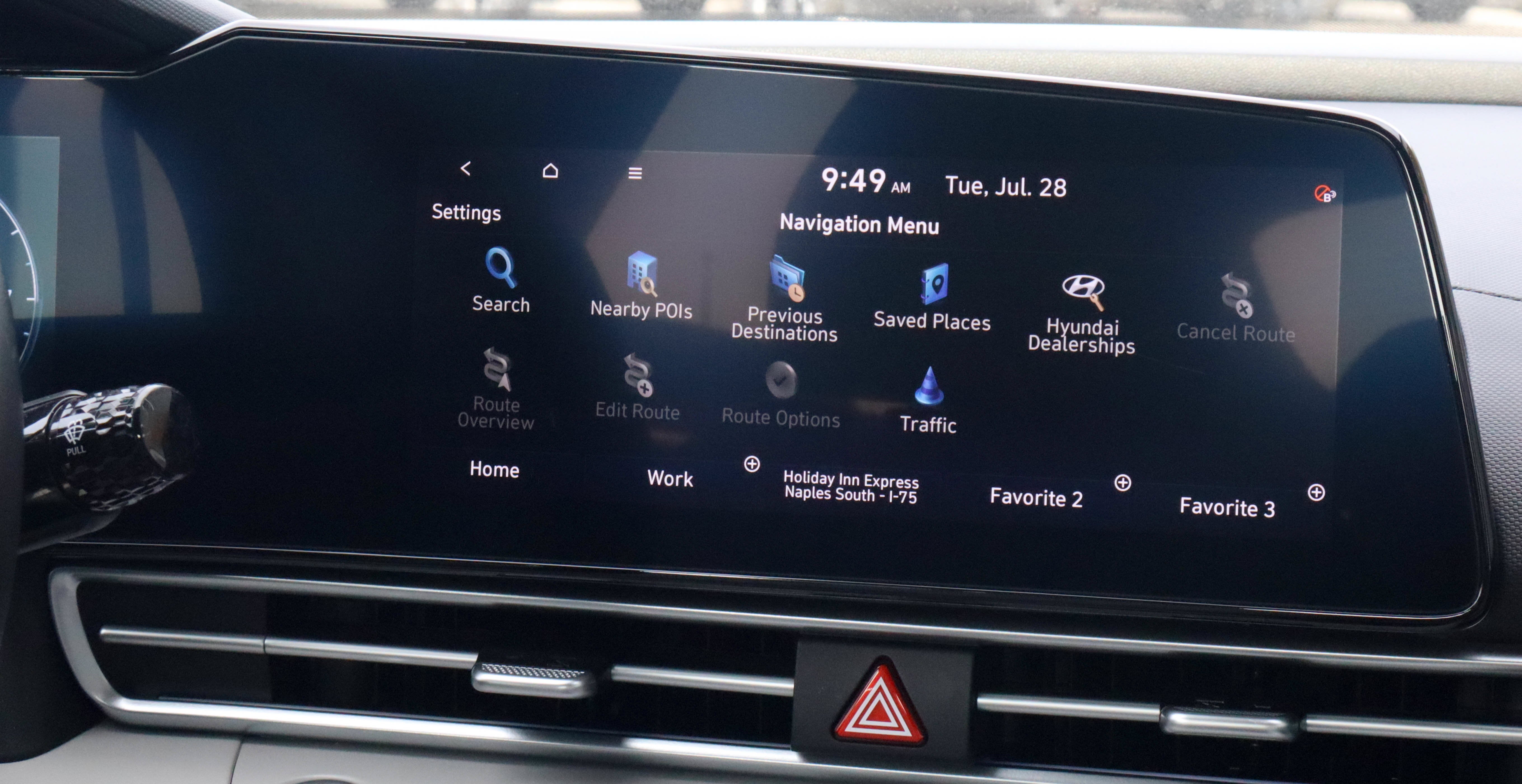 2024 Hyundai Elantra Limited IVT