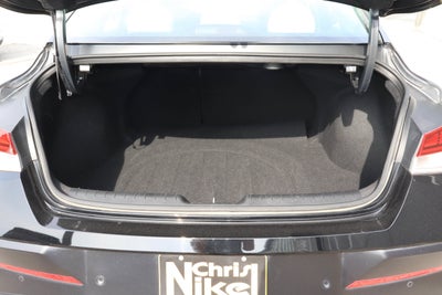 2024 Hyundai Elantra Limited IVT