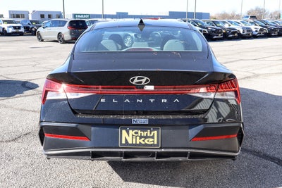 2025 Hyundai Elantra SEL Convenience
