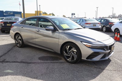 2025 Hyundai Elantra SEL Convenience