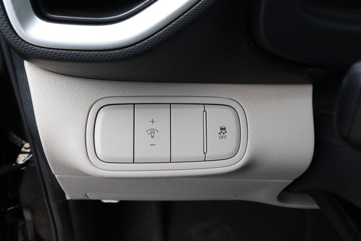 2025 Hyundai Venue SEL IVT
