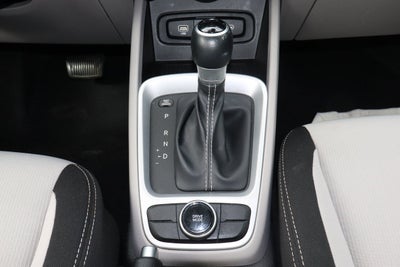 2025 Hyundai Venue SEL IVT