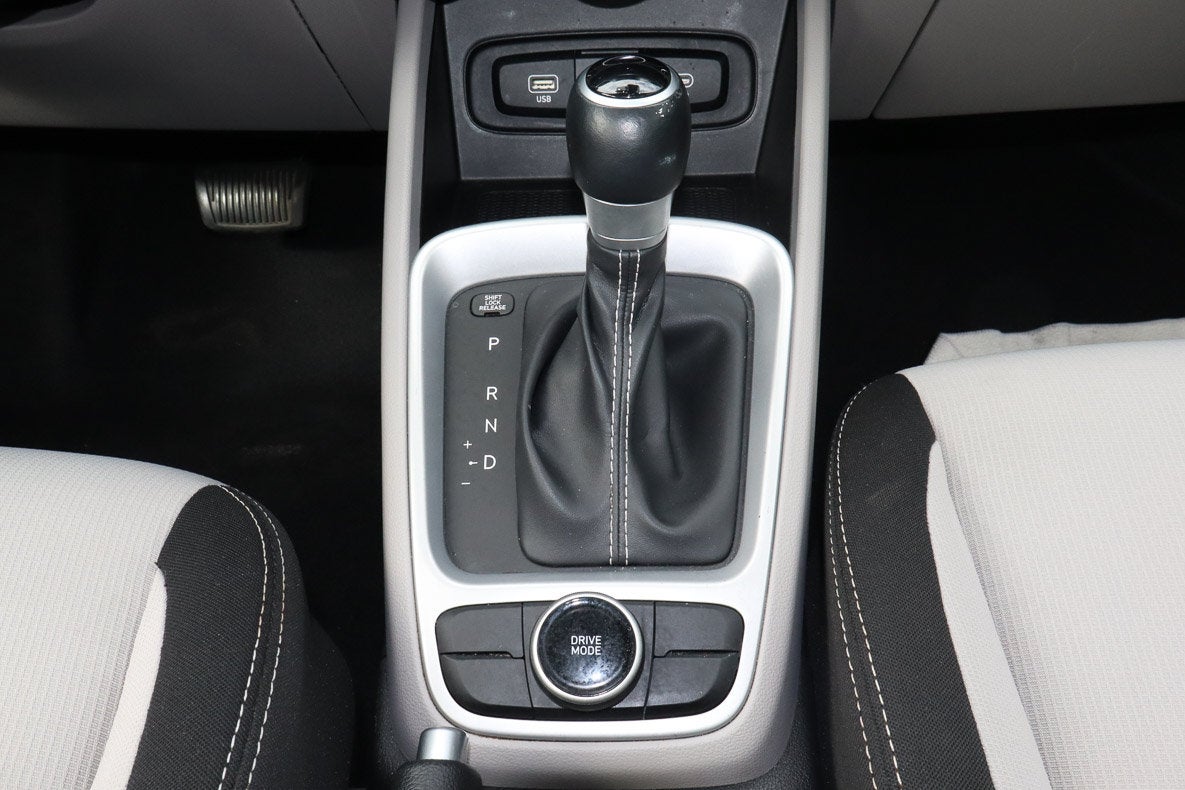 2025 Hyundai Venue SEL IVT