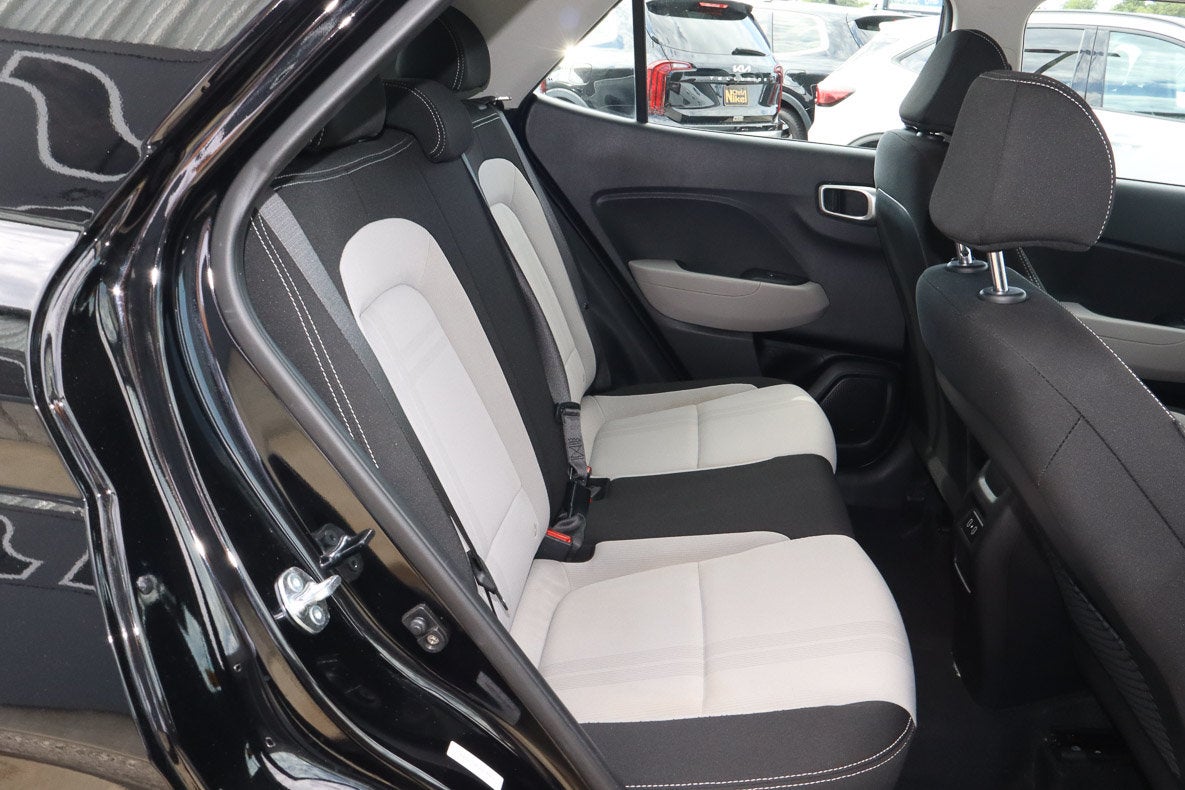 2025 Hyundai Venue SEL IVT