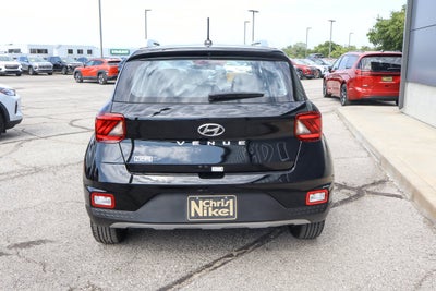 2025 Hyundai Venue SEL IVT