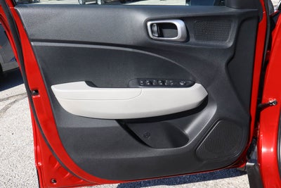 2025 Hyundai Venue SEL IVT