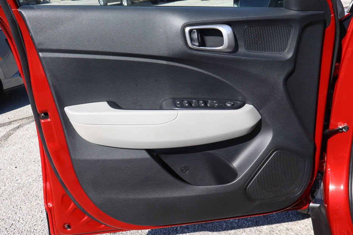 2025 Hyundai Venue SEL IVT