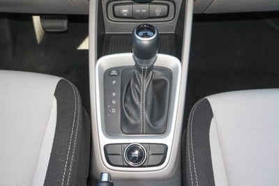 2025 Hyundai Venue SEL IVT