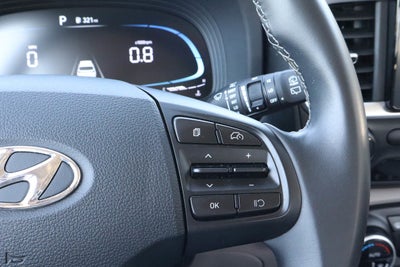 2025 Hyundai Venue SEL IVT