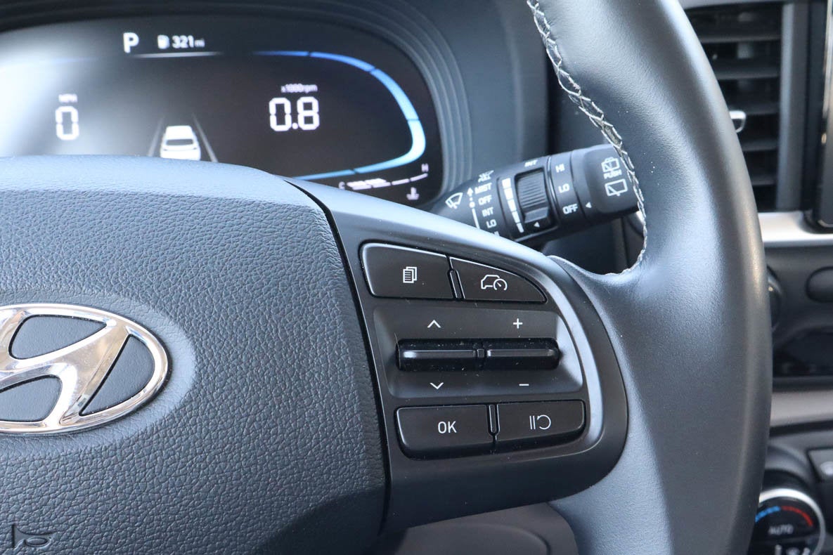 2025 Hyundai Venue SEL IVT