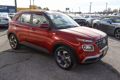 2025 Hyundai Venue SEL