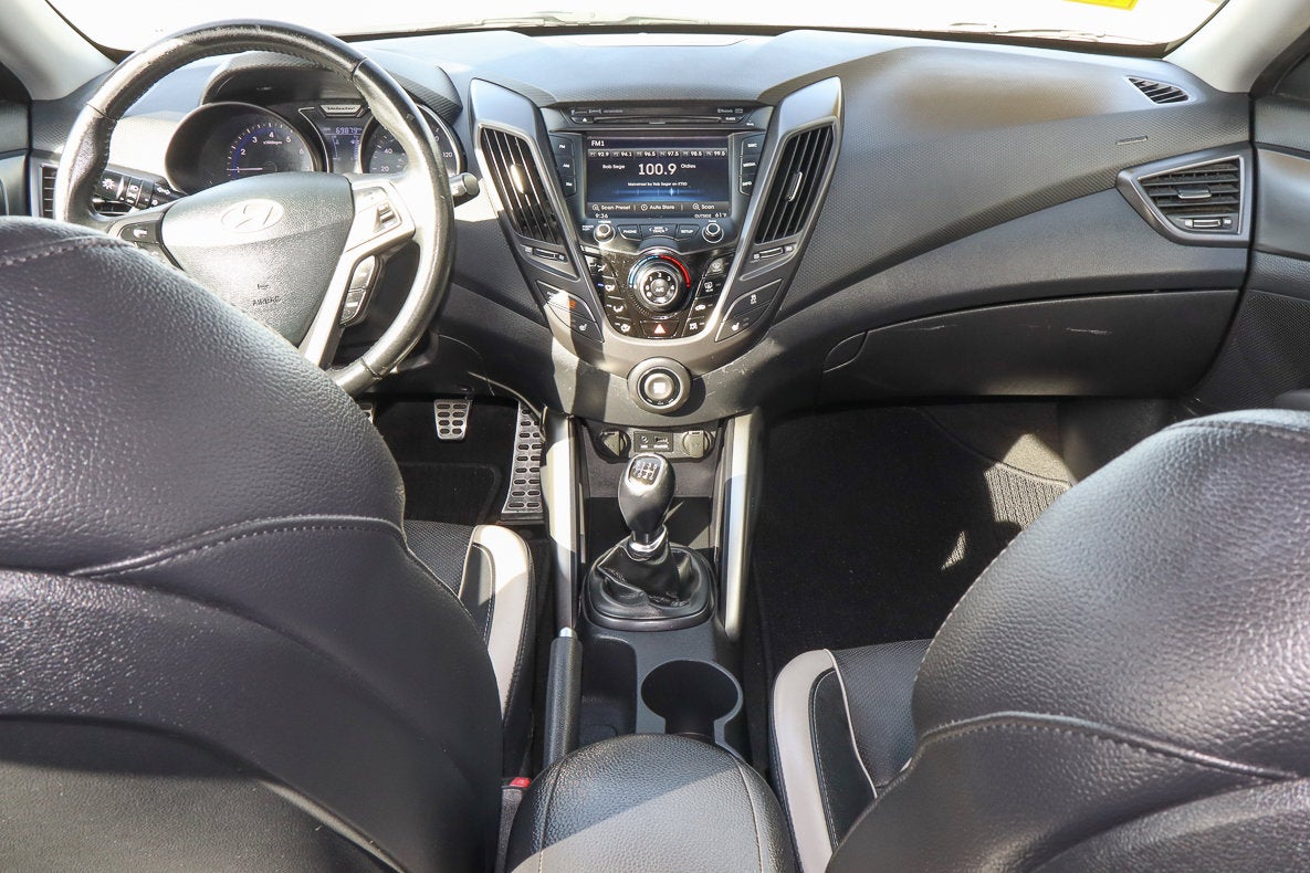 2013 Hyundai Veloster Turbo w/Black Int