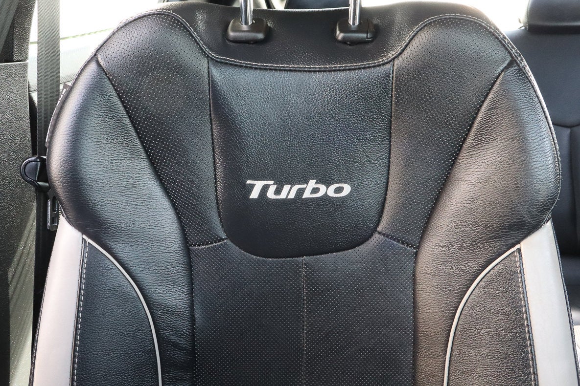 2013 Hyundai Veloster Turbo w/Black Int