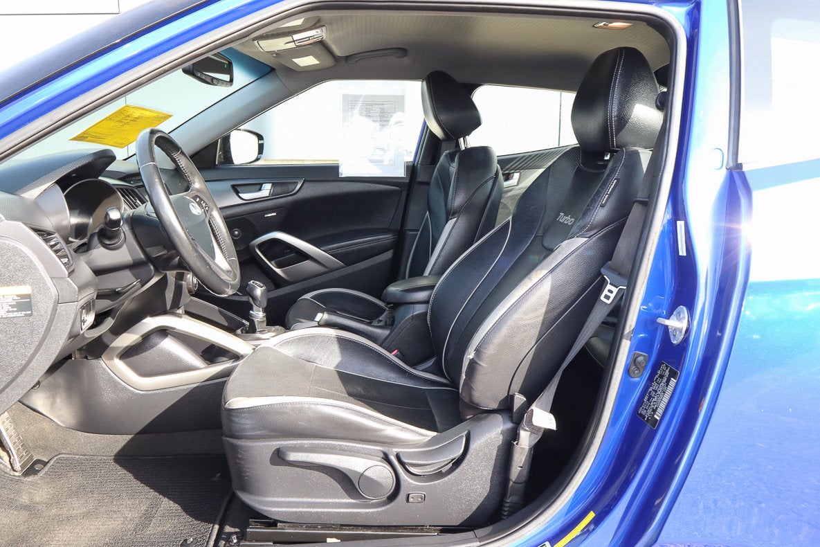 2013 Hyundai Veloster Turbo w/Black Int