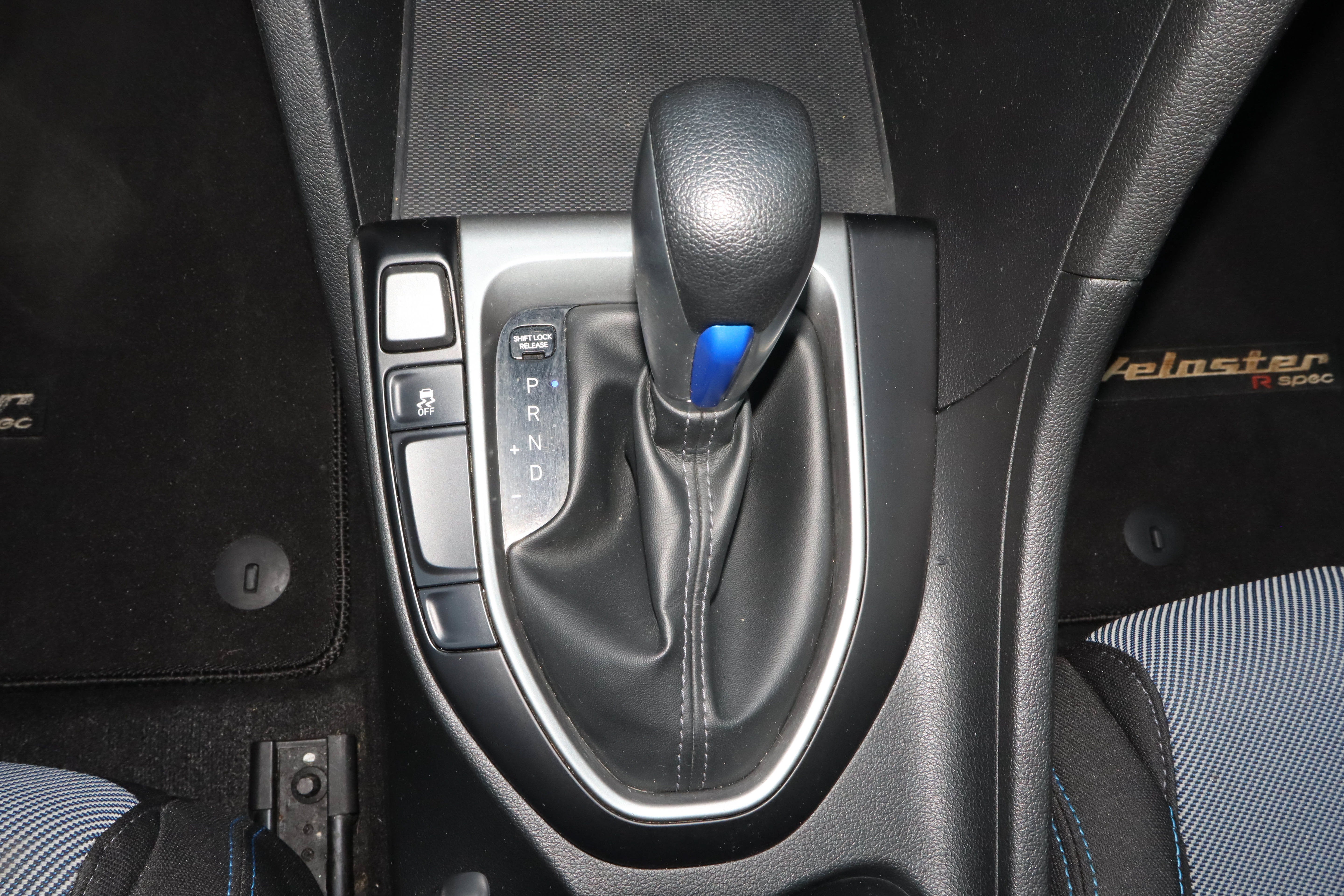 2019 Hyundai Veloster 2.0 Auto