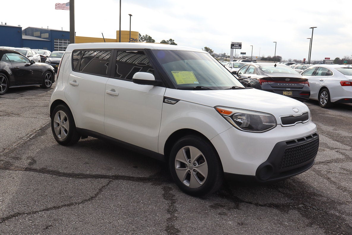 2016 Kia Soul Base