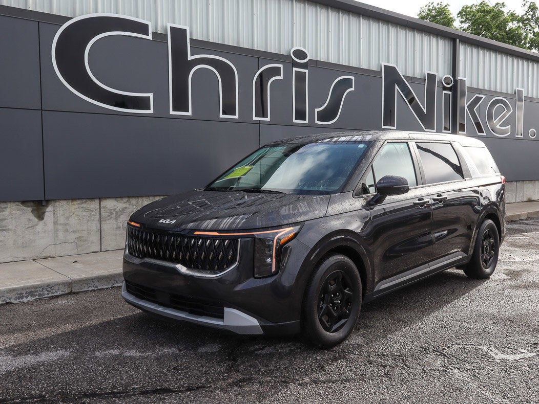 2025 Kia Sedona LXS's photo