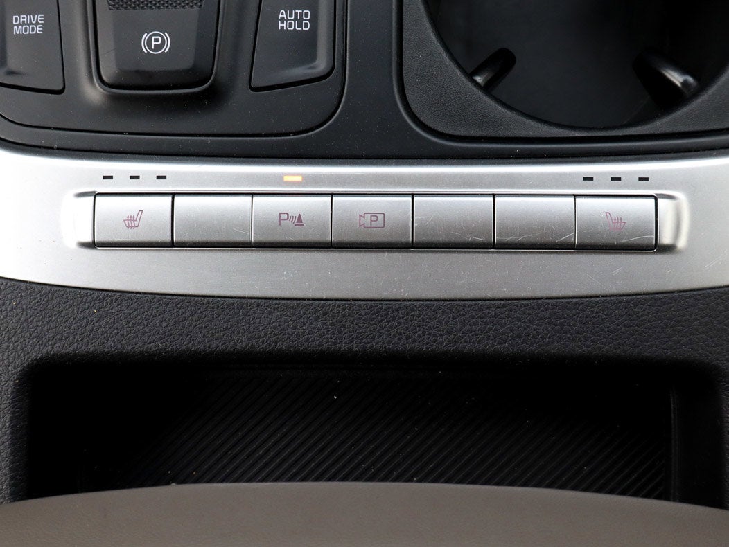 2025 Kia Carnival LXS FWD