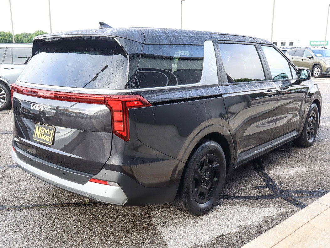 2025 Kia Carnival LXS FWD